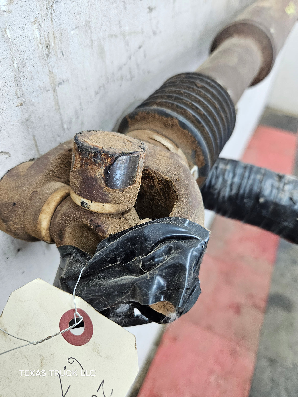 2011-2016 Ford F250 F350 F450 F550 Super Duty Front Drive Shaft BC34-4A376-EA