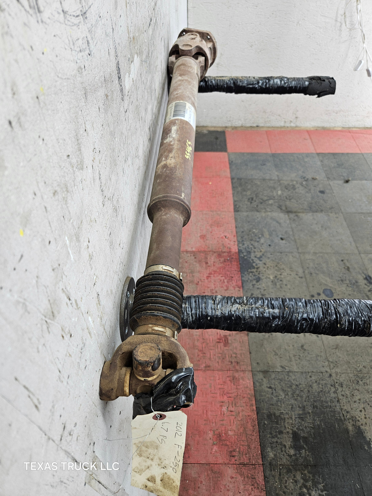 2011-2016 Ford F250 F350 F450 F550 Super Duty Front Drive Shaft BC34-4A376-EA