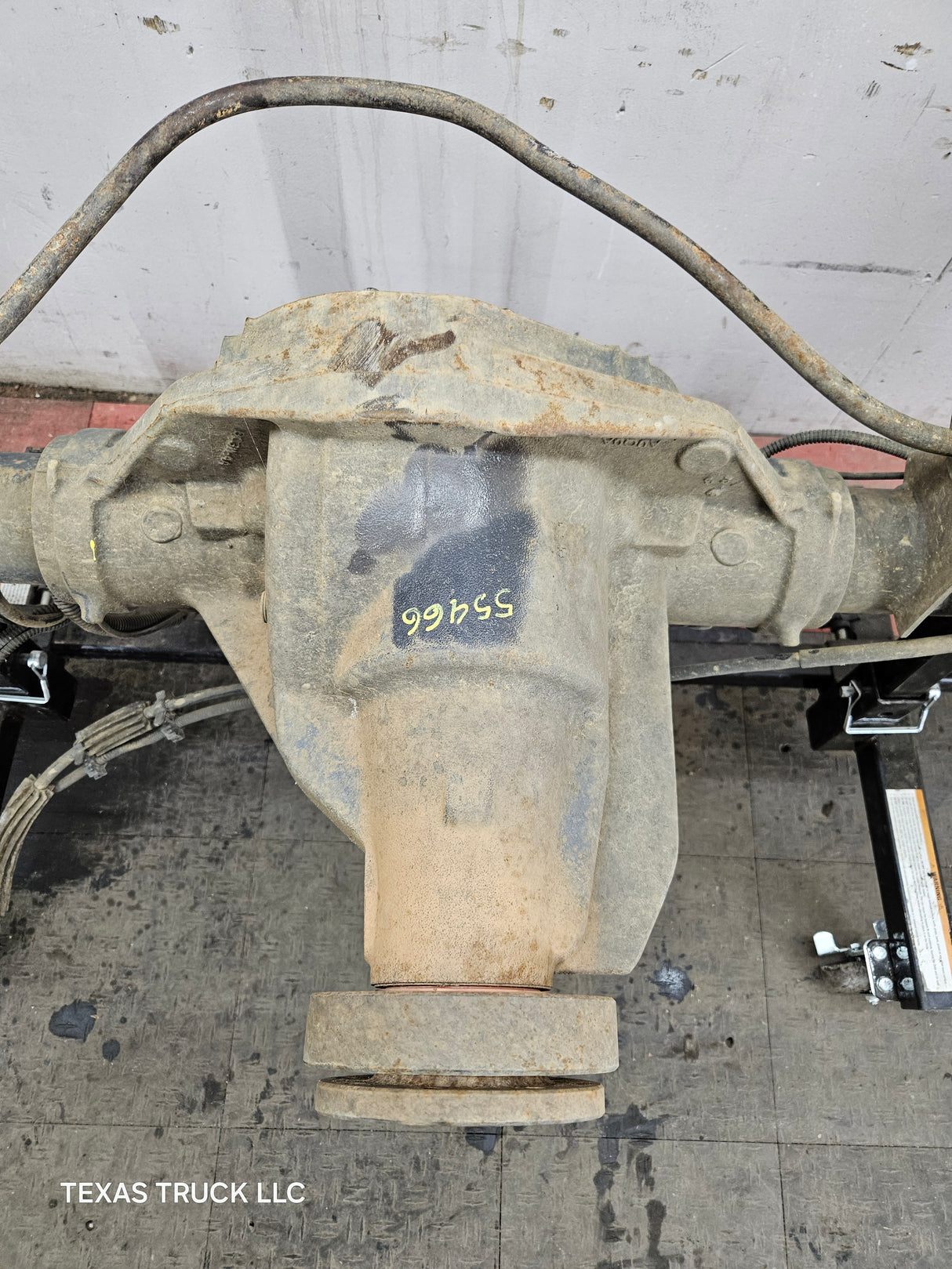 2013-2016 Ford Super Duty F250 F350 Rear Axle 3.73 Gear Ratio Rear End 97k miles