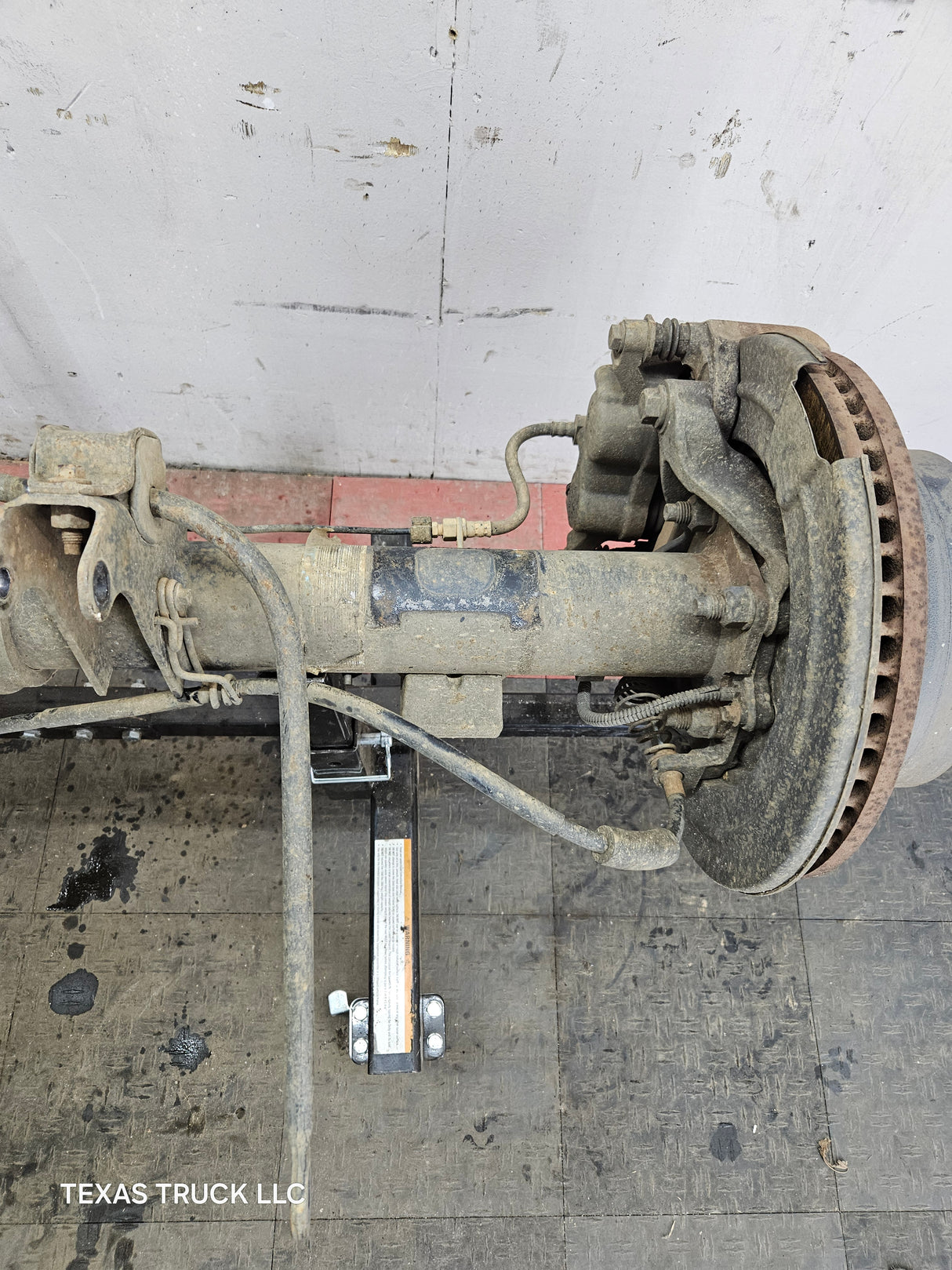 2013-2016 Ford Super Duty F250 F350 Rear Axle 3.73 Gear Ratio Rear End 97k miles