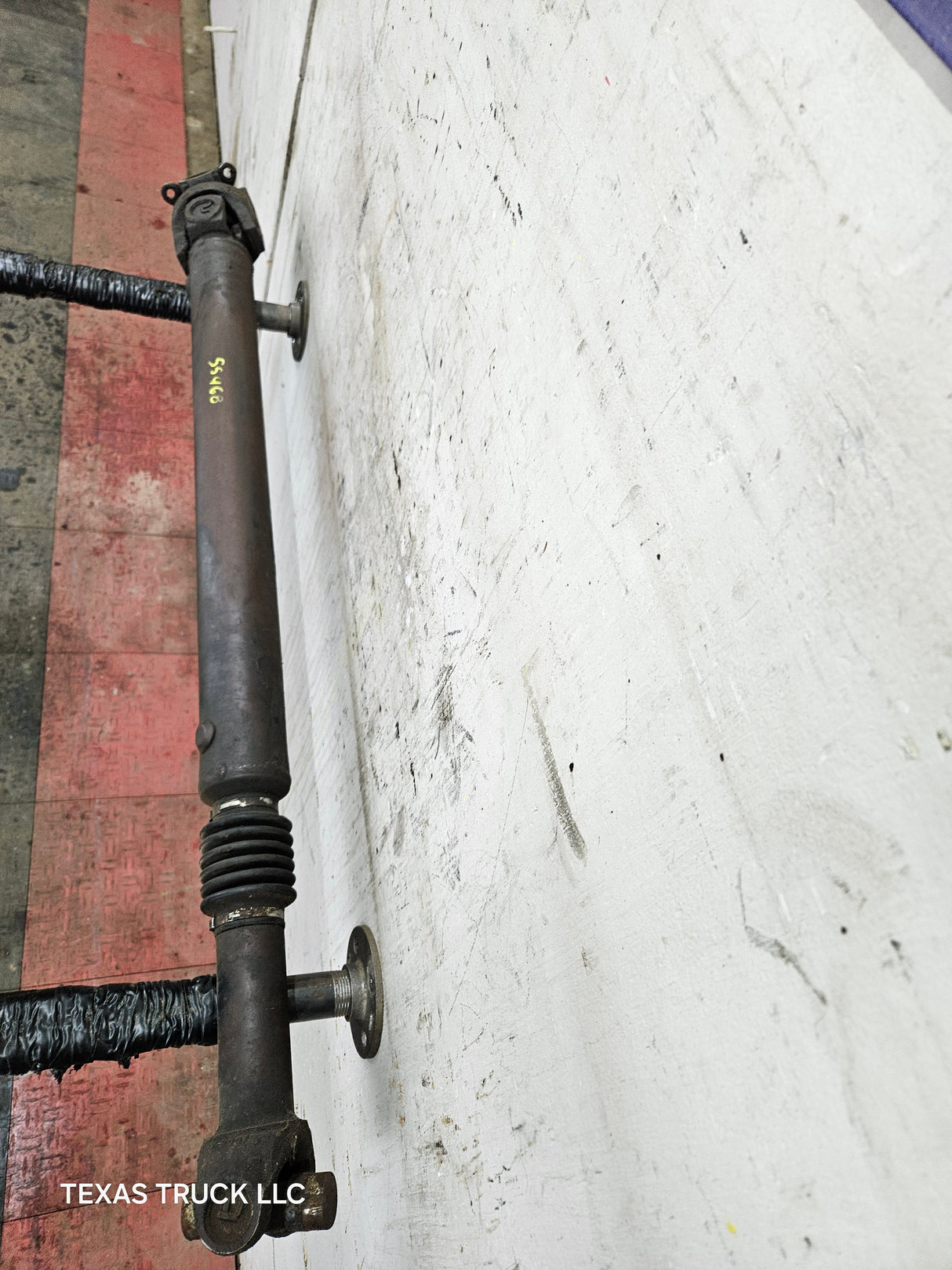 1999-2002 Ford F250 F350 F450 F550 Super Duty Front Drive Shaft