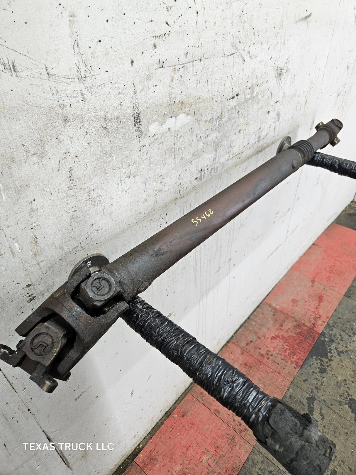 1999-2002 Ford F250 F350 F450 F550 Super Duty Front Drive Shaft