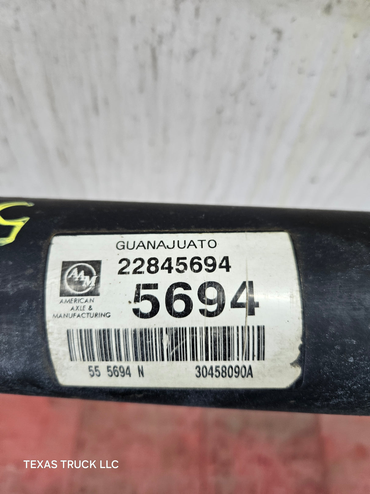 2007-2013 Chevy Silverado GMC Sierra 1500 Front Drive Shaft Propeller 22845694 OEM