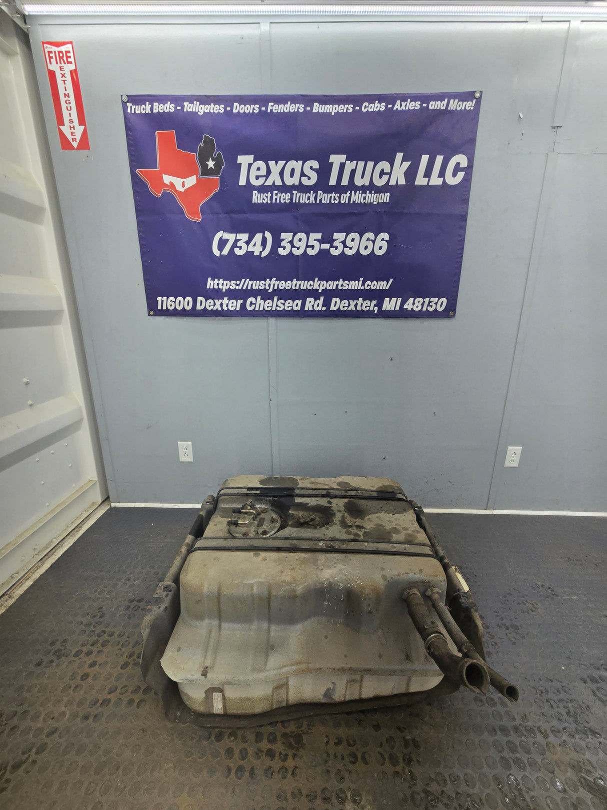 1999-2010 Ford Super Duty F350 F450 F550 Cab & Chassis Fuel Tank Rear mount behind the axle