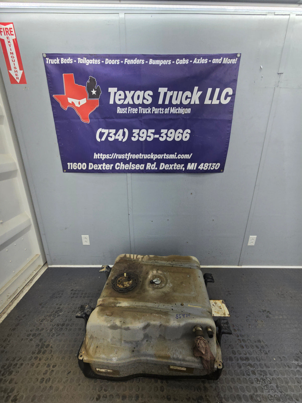 2011-2016 Ford Super Duty F350 F450 F550 Cab & Chassis Fuel Tank Rear mount behind the axle