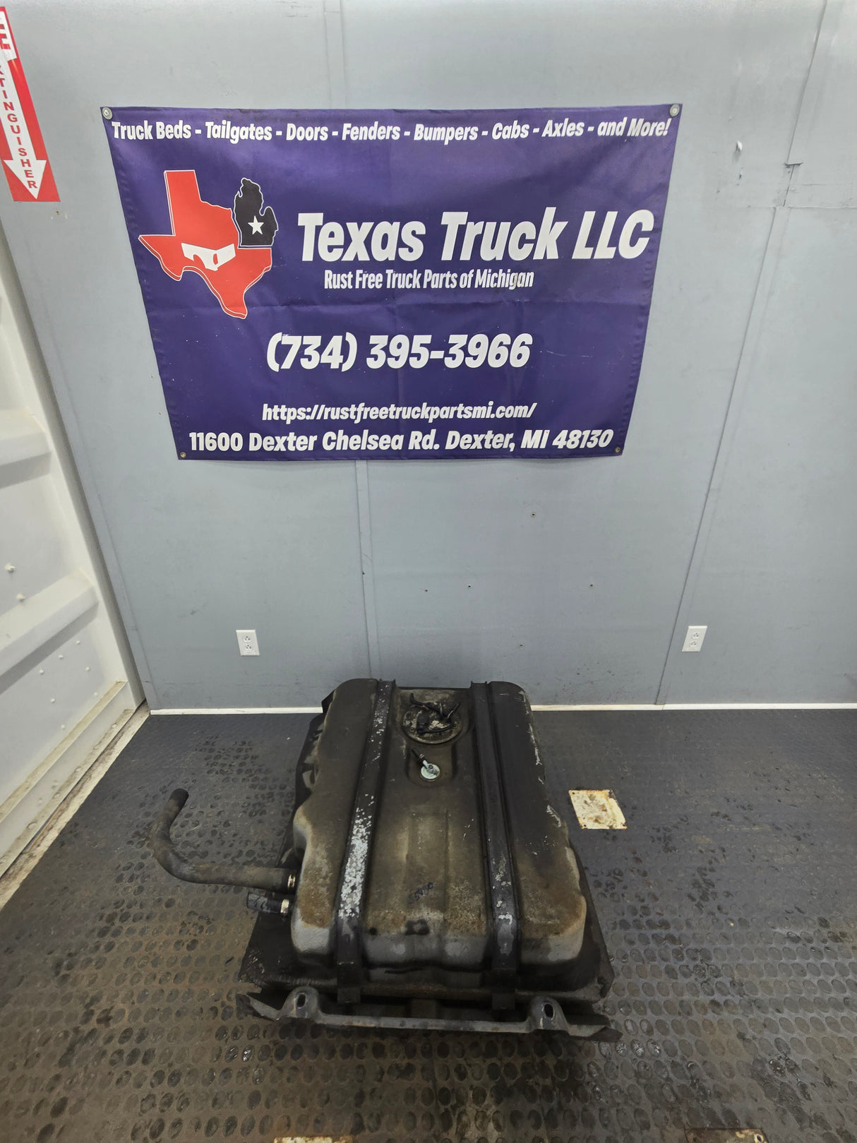 1999-2010 Ford Super Duty F350 F450 F550 Cab & Chassis Fuel Tank Rear mount behind the axle