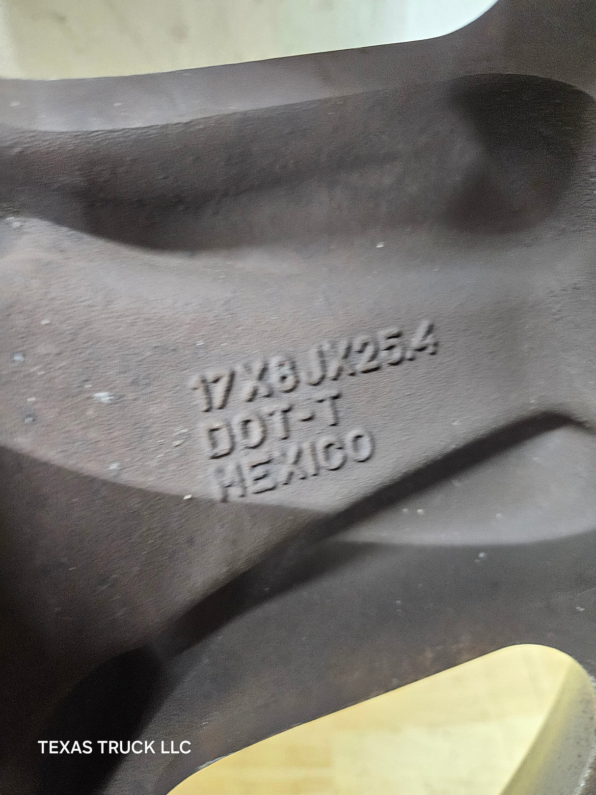 2006-2008 Dodge Ram 1500 Pickup 17'' OEM Wheel 17x8 5x5.5 Bolt pattern 2005-2011 Dodge Dakota Rim