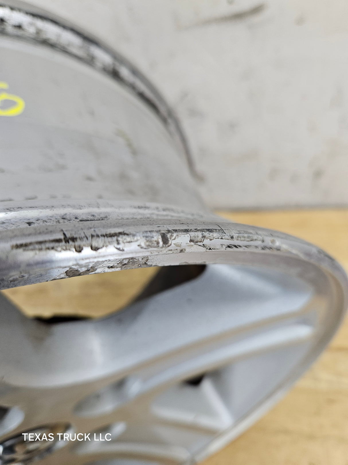 2006-2008 Dodge Ram 1500 Pickup 17'' OEM Wheel 17x8 5x5.5 Bolt pattern 2005-2011 Dodge Dakota Rim