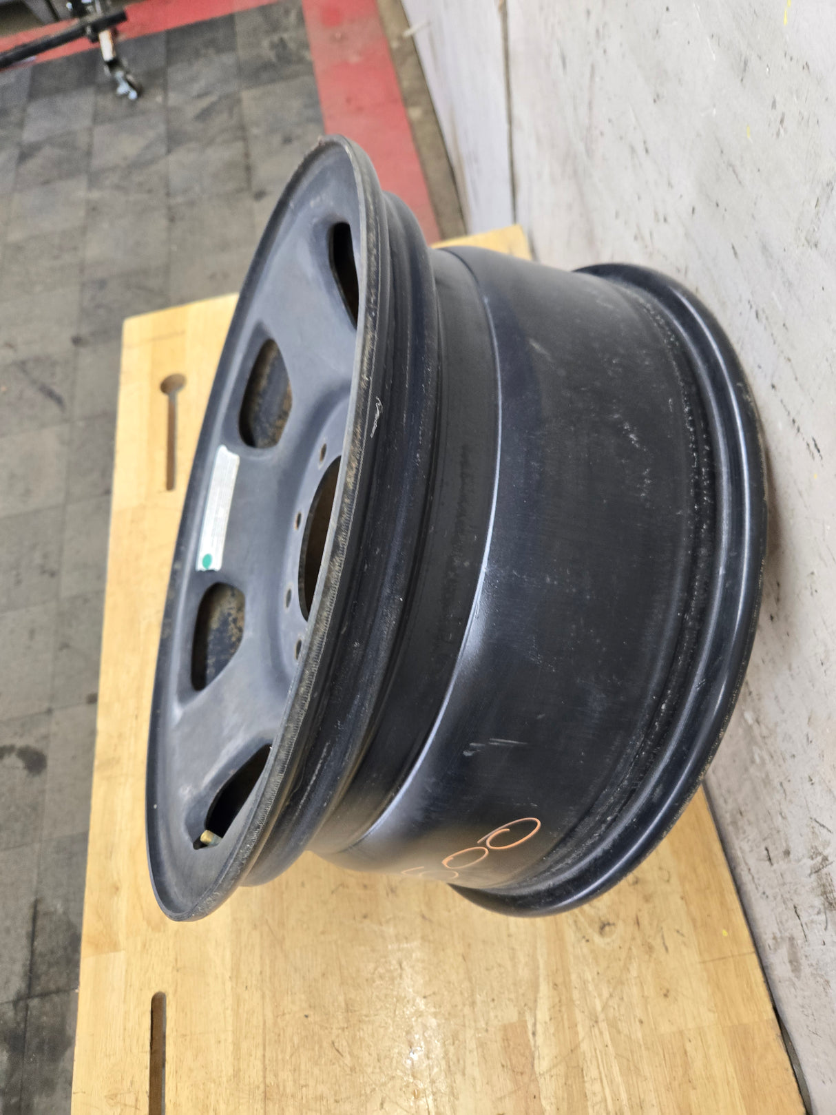 2005-2010 Ford Super Duty F250 F350 18" x 8" Steel Wheel 8x170 SRW 8C34-1015-AA