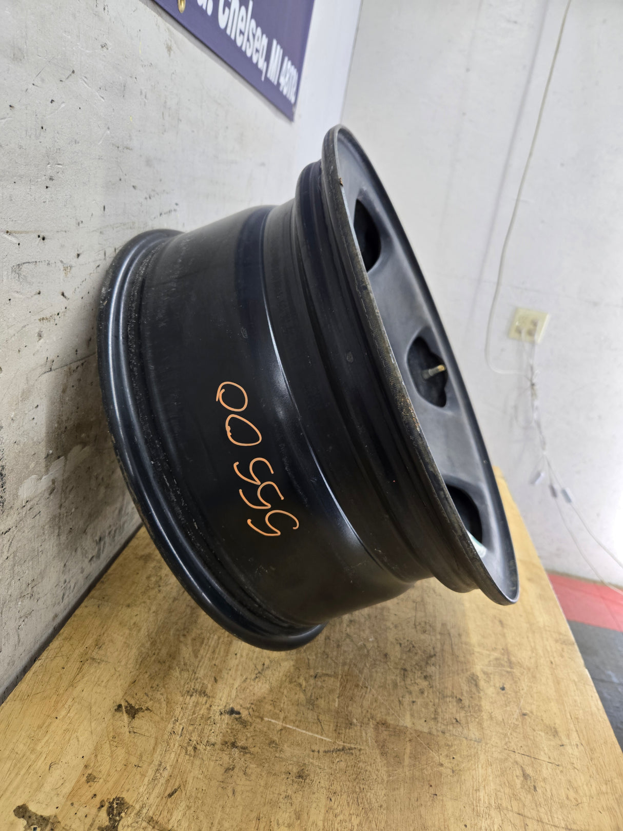 2005-2010 Ford Super Duty F250 F350 18" x 8" Steel Wheel 8x170 SRW 8C34-1015-AA