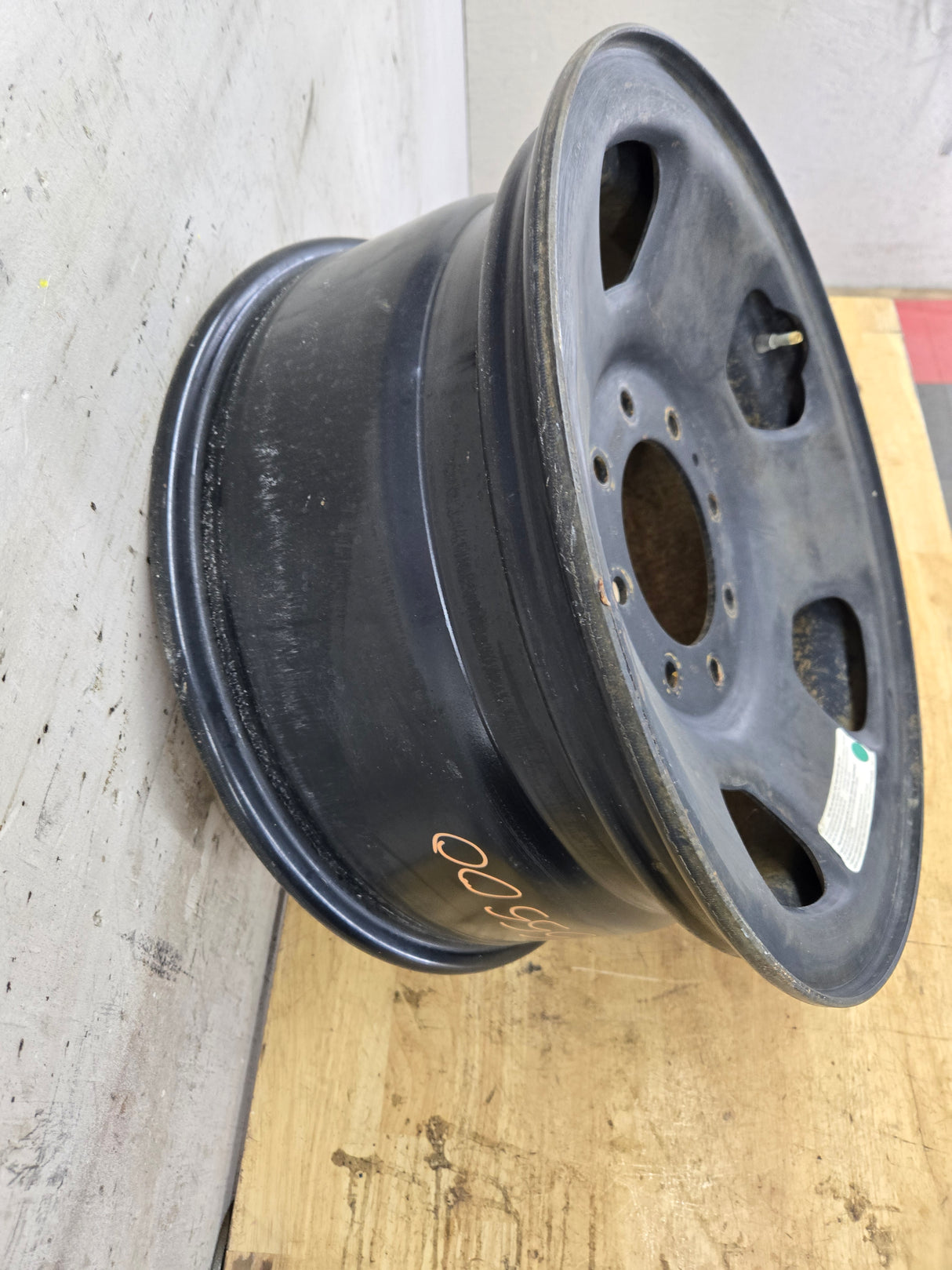 2005-2010 Ford Super Duty F250 F350 18" x 8" Steel Wheel 8x170 SRW 8C34-1015-AA