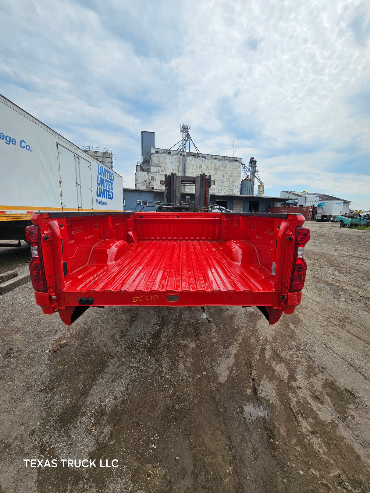 2019-2025 Chevrolet Silverado 2500 3500 HD 8' Long Truck Bed - Bright Red