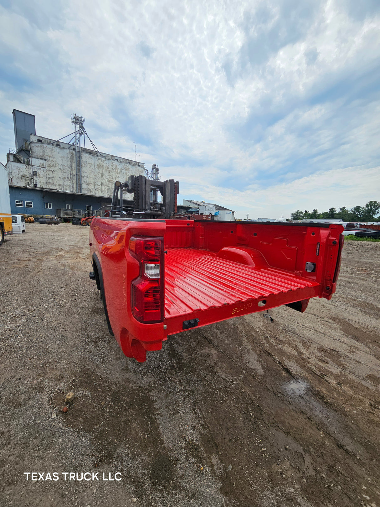 2019-2025 Chevrolet Silverado 2500 3500 HD 8' Long Truck Bed - Bright Red