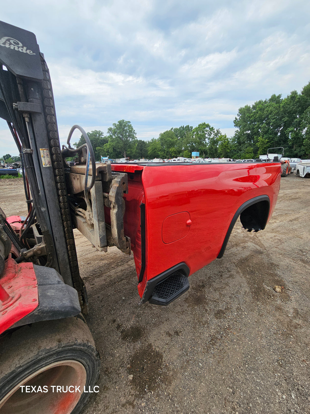 2019-2025 Chevrolet Silverado 2500 3500 HD 8' Long Truck Bed - Bright Red