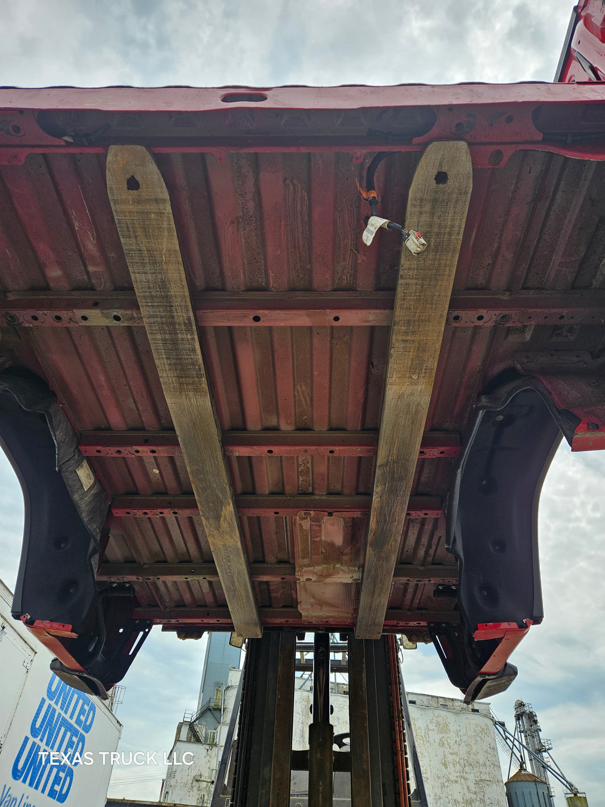 2019-2025 Chevrolet Silverado 2500 3500 HD 8' Long Truck Bed - Bright Red