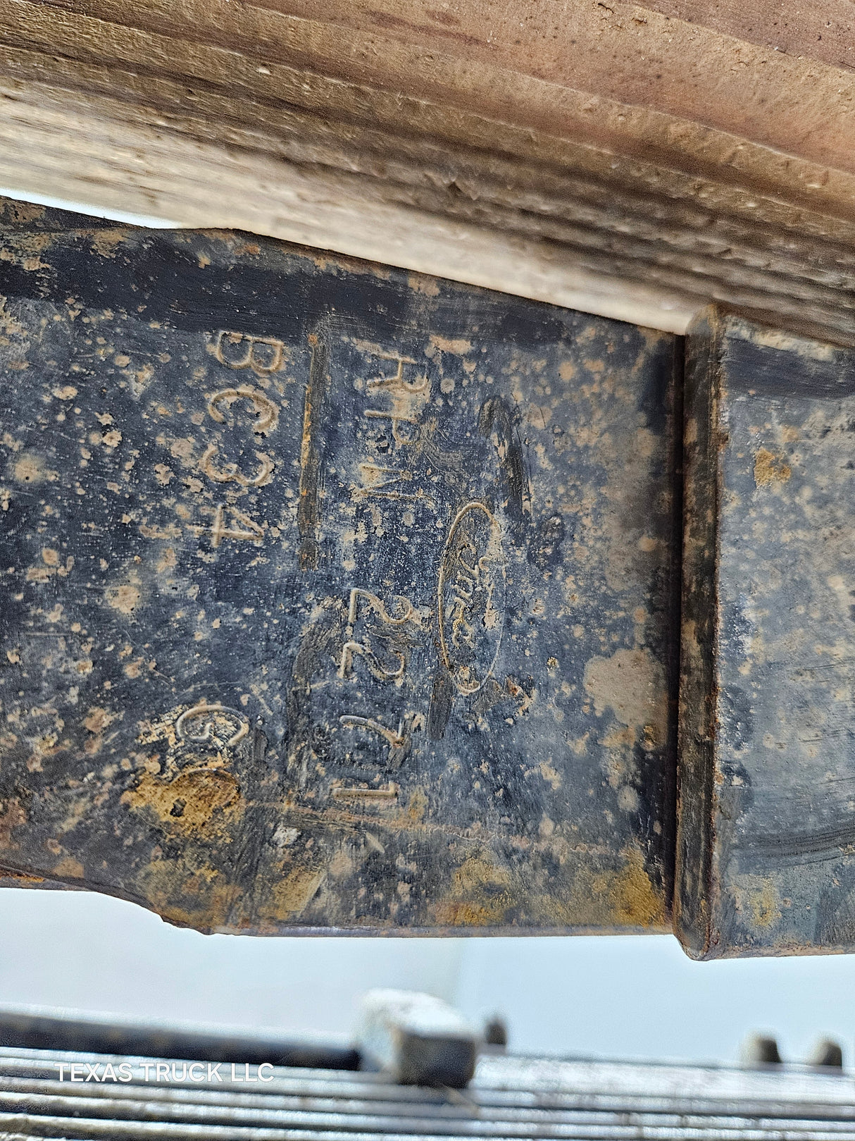 2011-2016 Ford F350 CAB & CHASSIS Super Duty Rear Leaf Springs - Pair