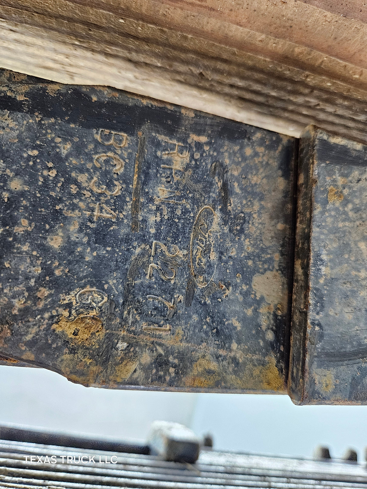 2011-2016 Ford F350 CAB & CHASSIS Super Duty Rear Leaf Springs - Pair