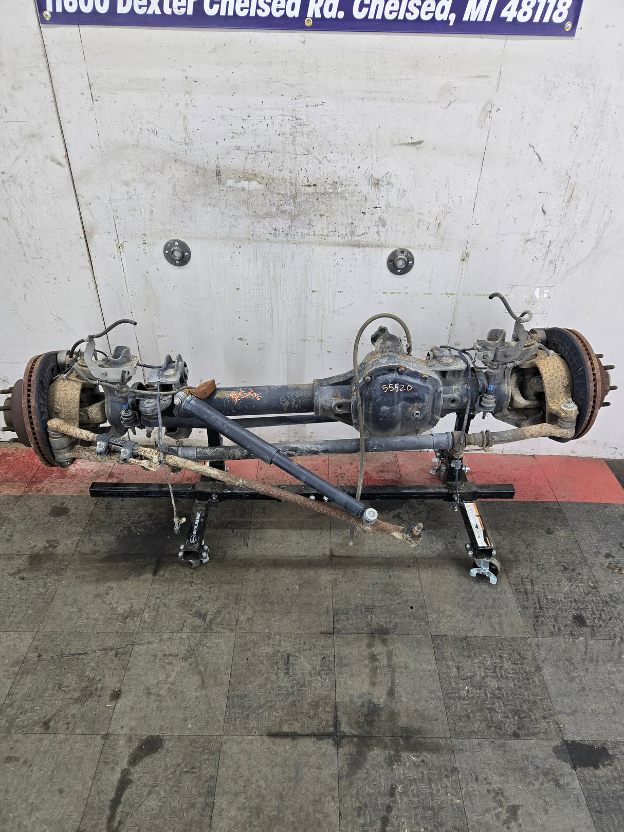 2013-2016 Ford Super Duty F250 F350 FRONT Axle 3.31 Gear Ratio 80k miles