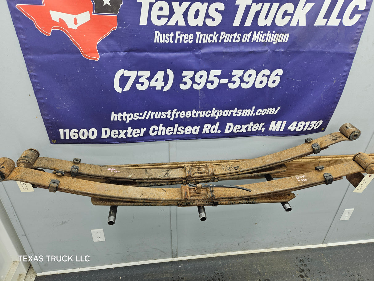 2011-2016 Ford F250 F350 Super Duty Rear Leaf Springs Pair