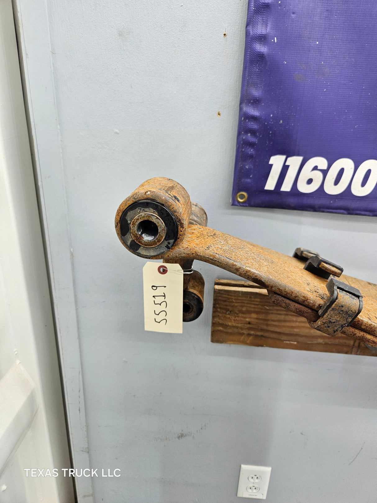 2011-2016 Ford F250 F350 Super Duty Rear Leaf Springs Pair