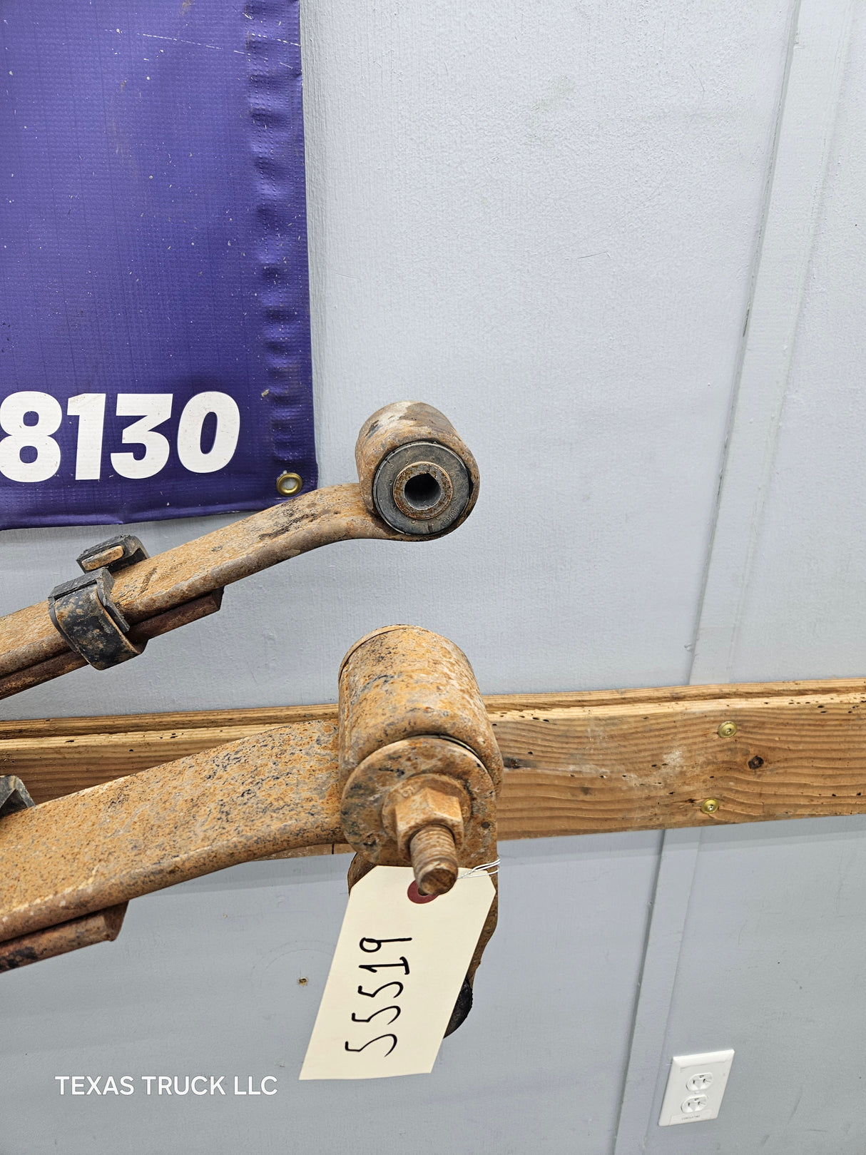 2011-2016 Ford F250 F350 Super Duty Rear Leaf Springs Pair