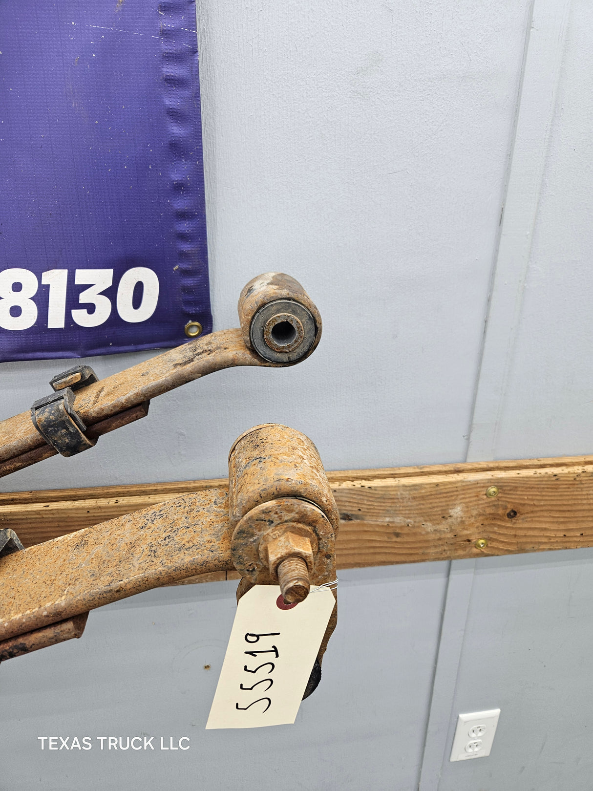 2011-2016 Ford F250 F350 Super Duty Rear Leaf Springs Pair