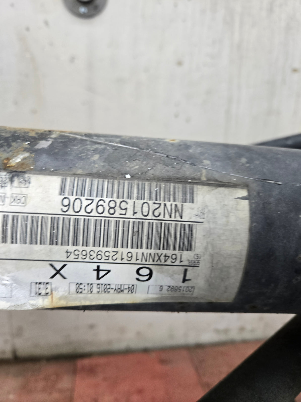 2013-2016 Ford Super Duty F250 F350 FRONT Axle 3.31 Gear Ratio 80k miles