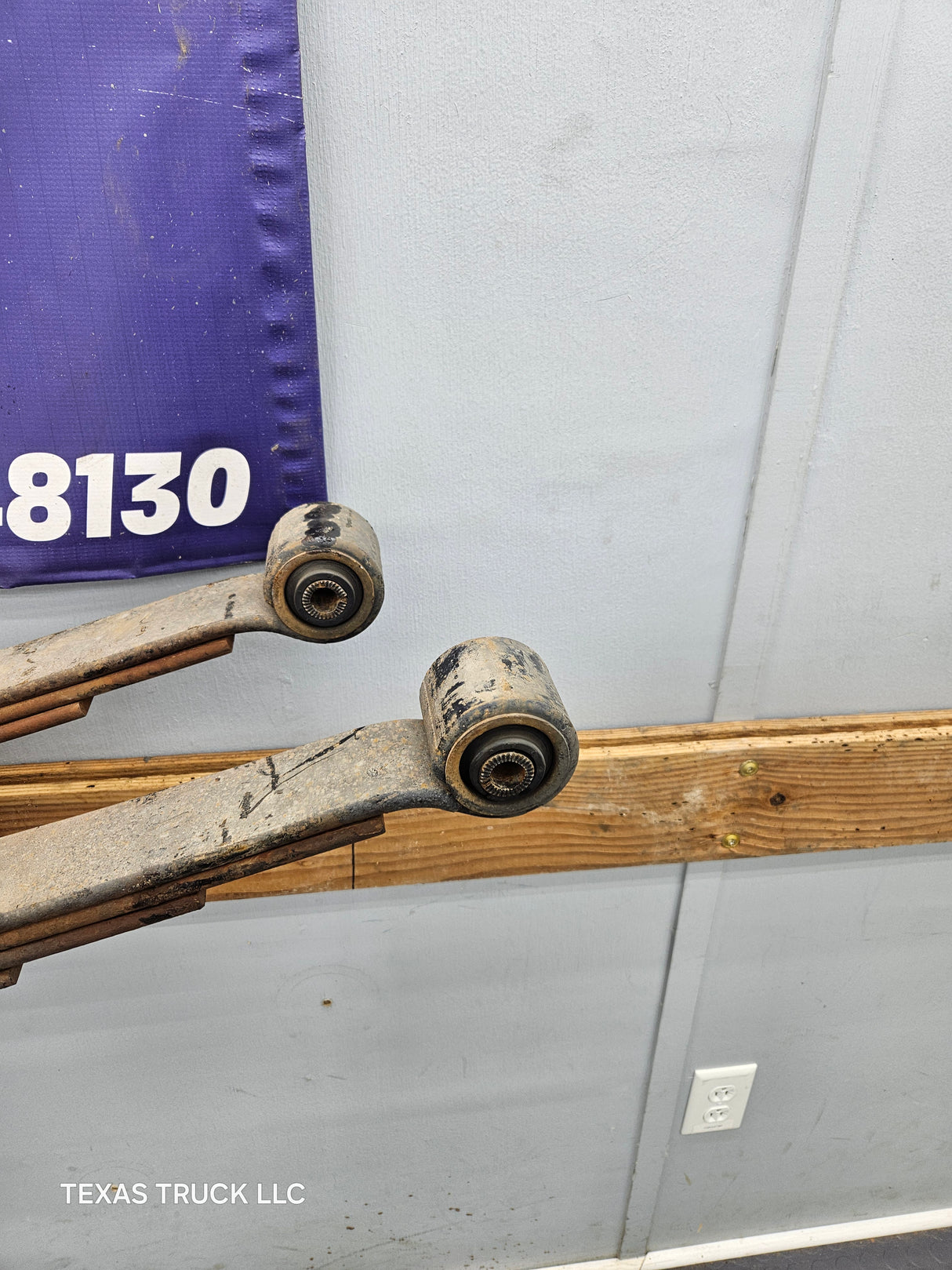 2001-2010 Chevrolet Silverado / GMC Sierra 2500HD 3500HD Rear Leaf Springs - Pair