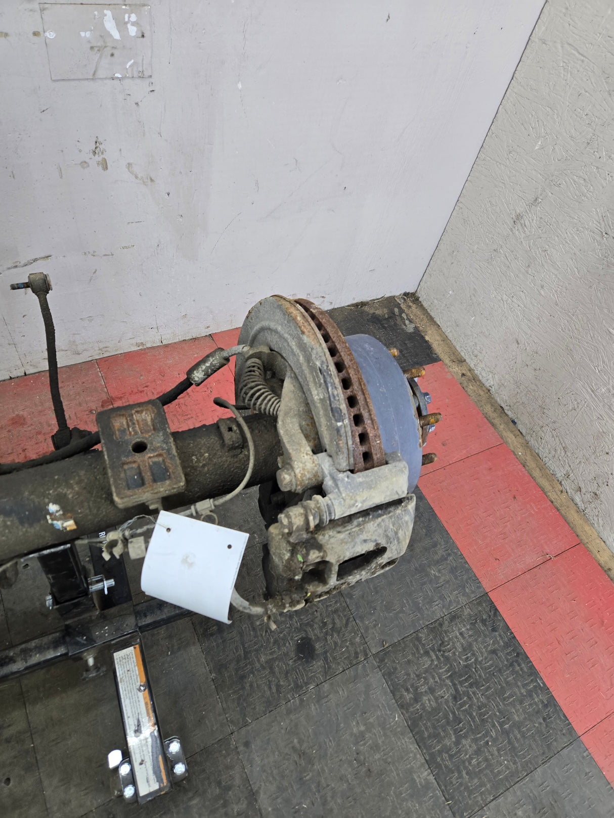 2011-2012 Ford Super Duty F250 F350 Rear Axle 3.55 Gear Ratio Electric Locking Rear End 113k miles