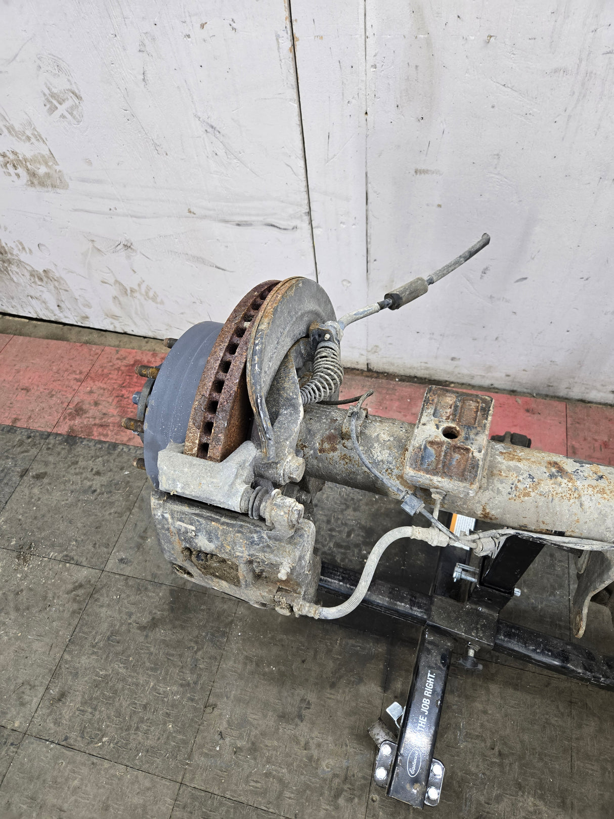 2011-2012 Ford Super Duty F250 F350 Rear Axle 3.55 Gear Ratio Electric Locking Rear End 113k miles