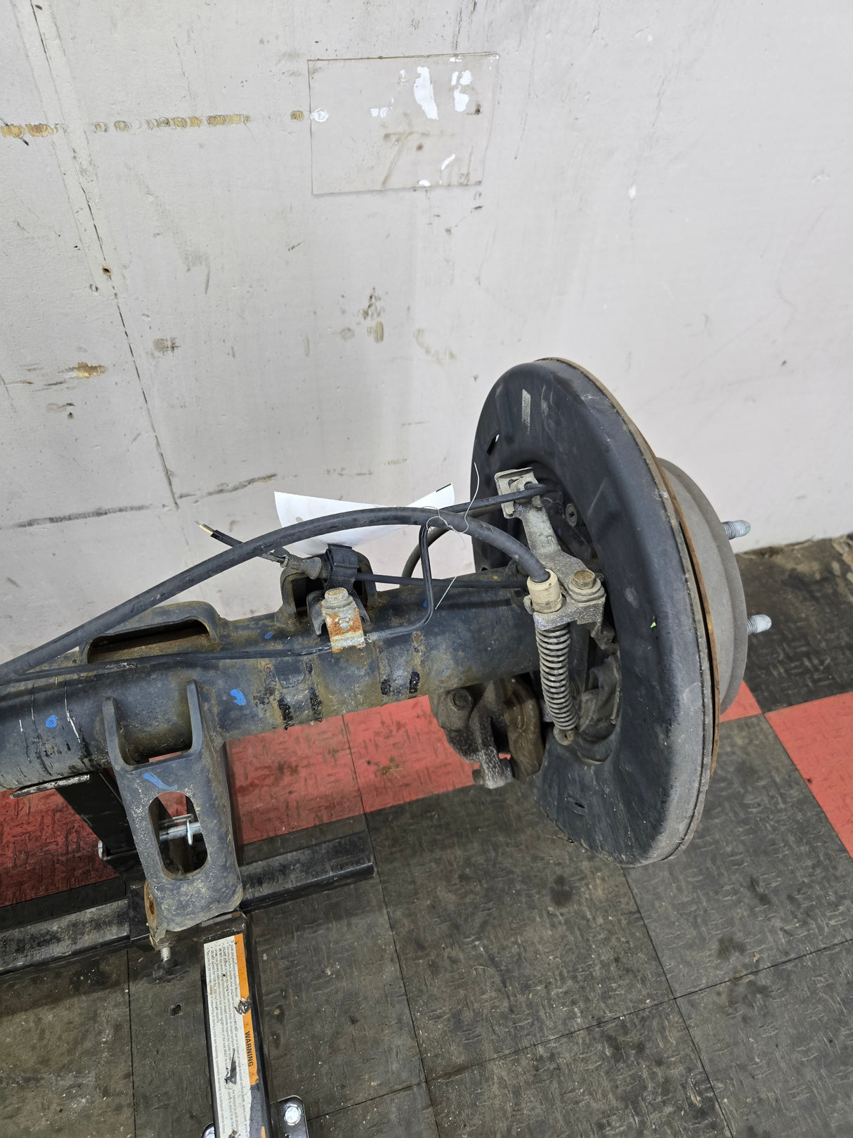 2014-2018 Chevrolet Silverado GMC Sierra 1500 Rear Axle 8.6" ring gear, 10 bolt, 3.23 ratio (opt GU5)