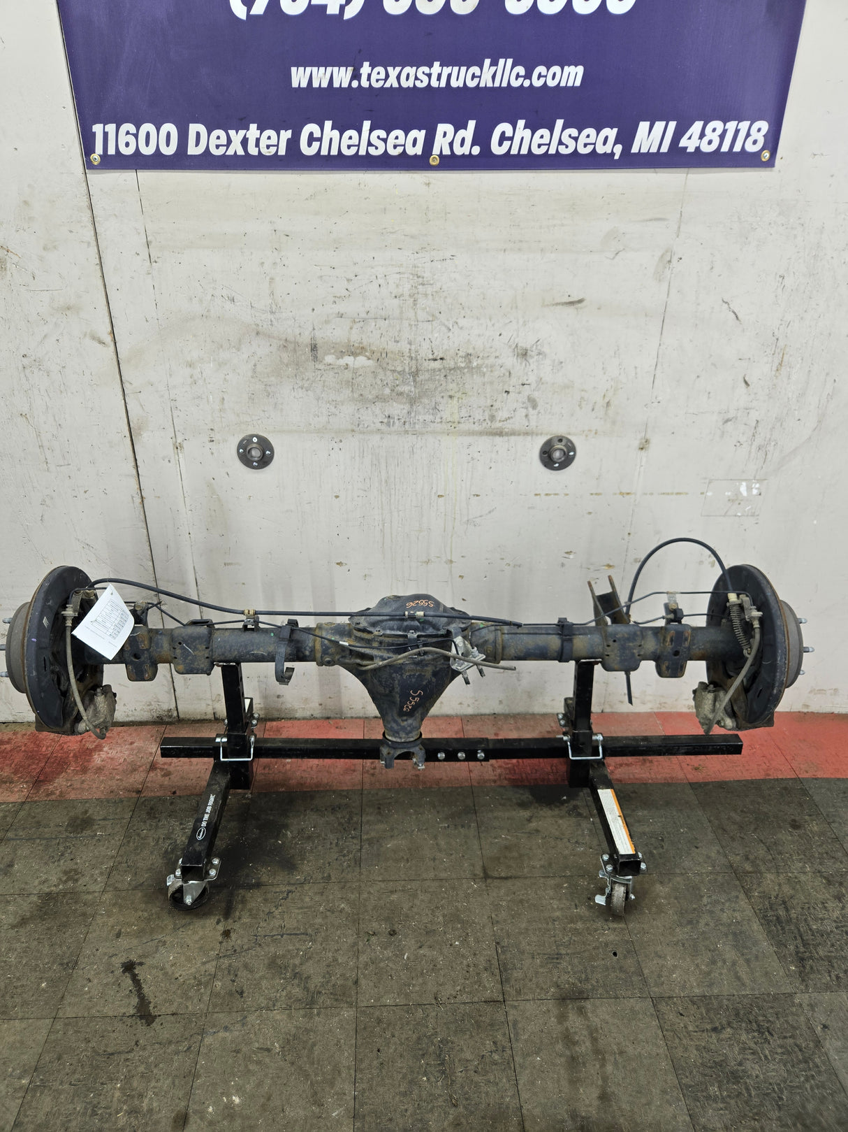 2014-2018 Chevrolet Silverado GMC Sierra 1500 Rear Axle 8.6" ring gear, 10 bolt, 3.23 ratio (opt GU5)