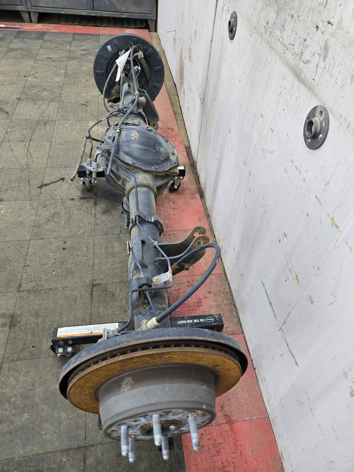 2014-2018 Chevrolet Silverado GMC Sierra 1500 Rear Axle 8.6" ring gear, 10 bolt, 3.23 ratio (opt GU5)