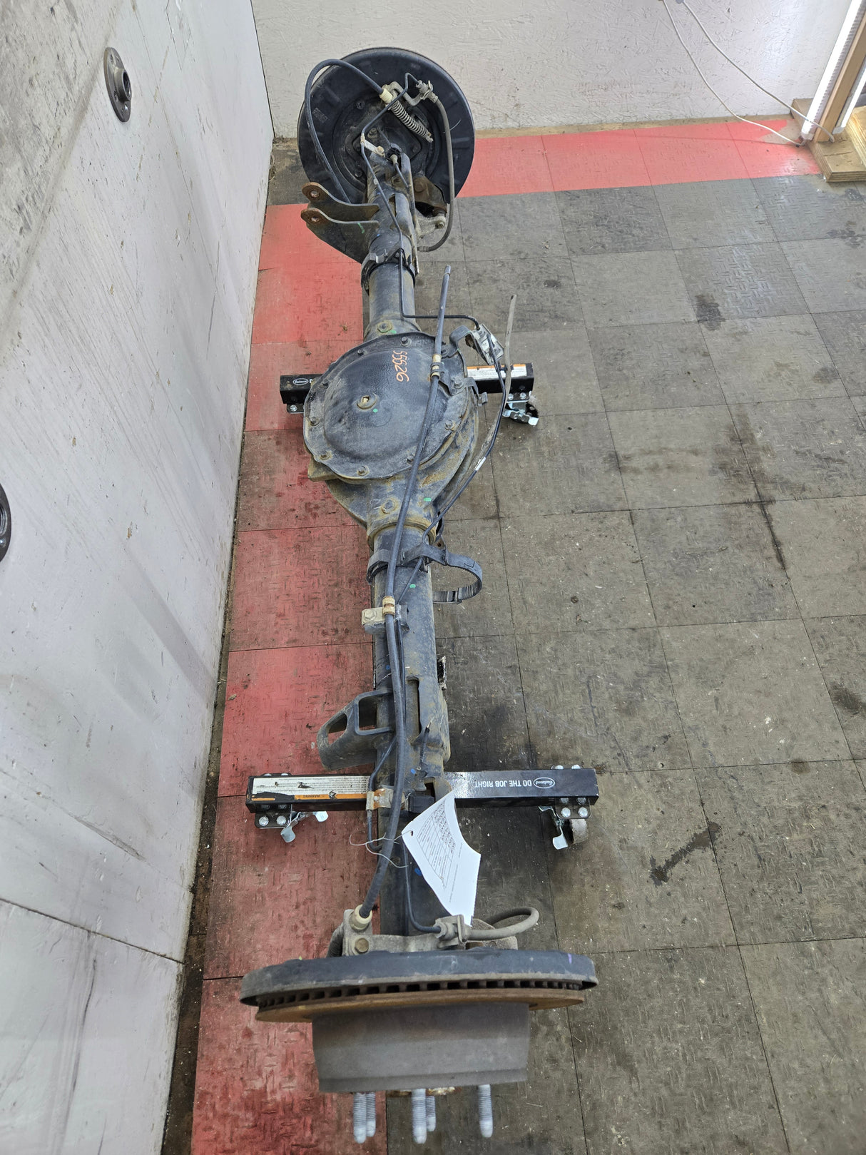 2014-2018 Chevrolet Silverado GMC Sierra 1500 Rear Axle 8.6" ring gear, 10 bolt, 3.23 ratio (opt GU5)