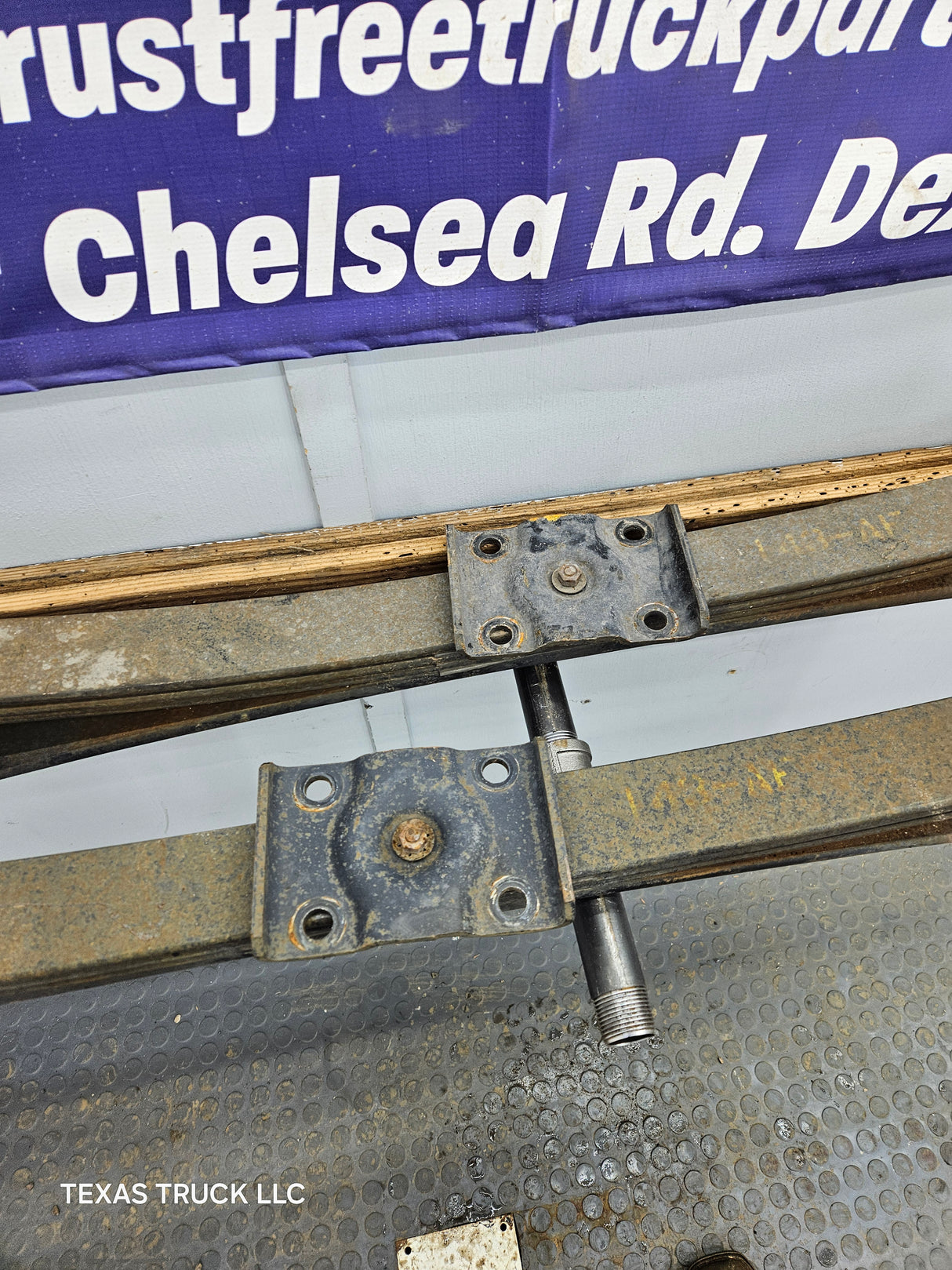 2002-2008 Dodge Ram 1500 Rear Leaf Springs 52113141AD 52113141AE - Pair