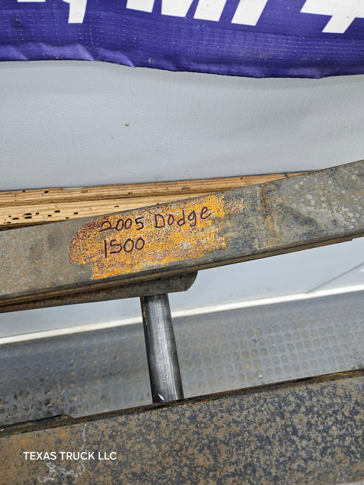 2002-2008 Dodge Ram 1500 Rear Leaf Springs 52113141AD 52113141AE - Pair