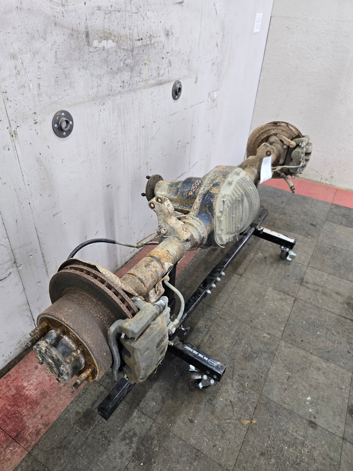 2005-2010 Ford Super Duty F250 F350 SRW Rear Axle 3.73 Gear Ratio 216k miles