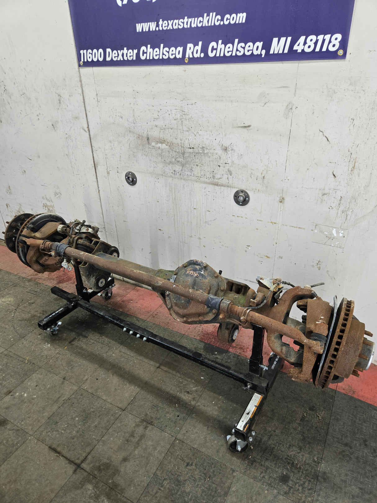 2005-2016 Ford F450 F550 Super Duty Front Axle 4.30 Gear Ratio DRW 10 Lug