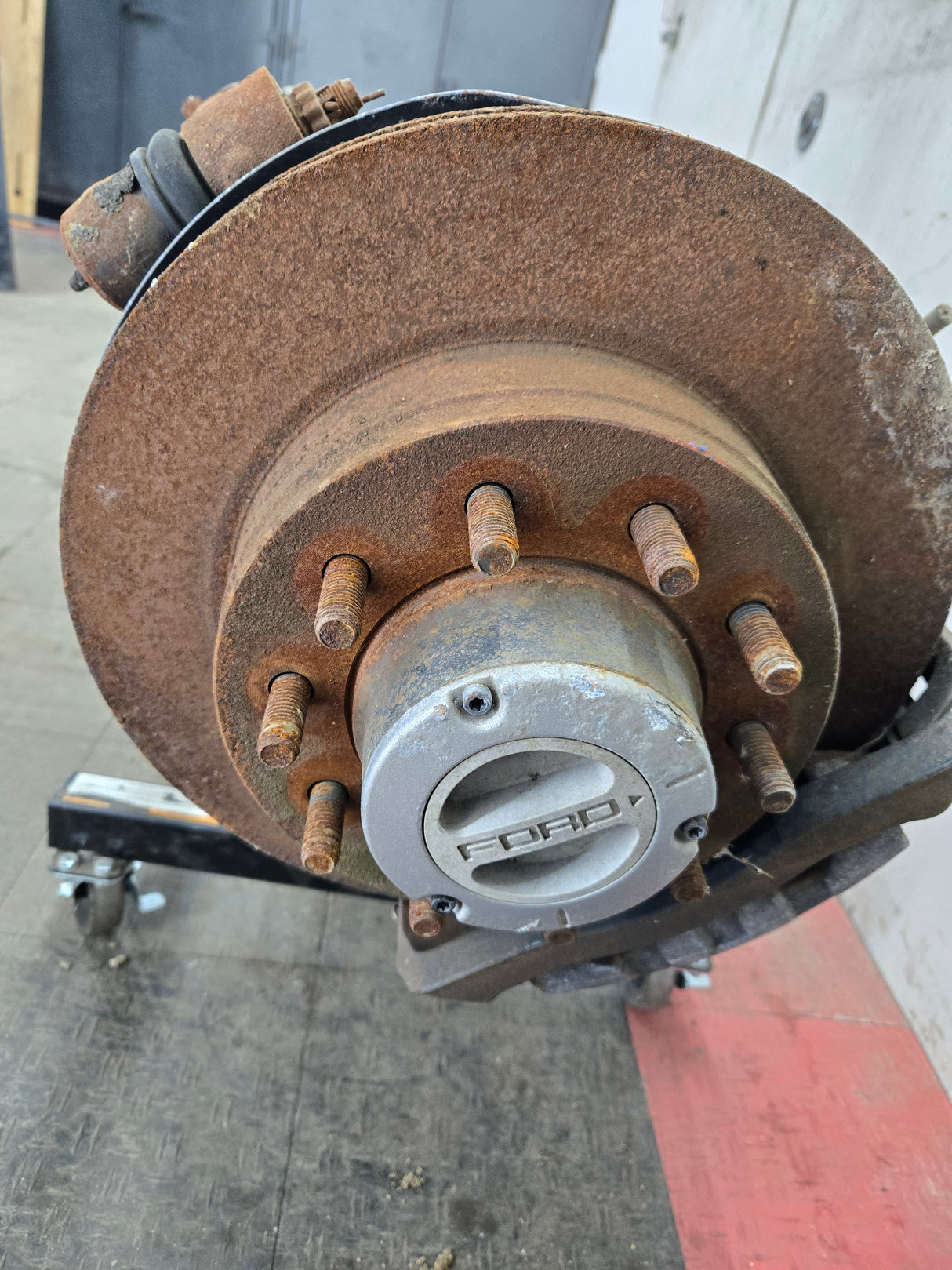 2005-2016 Ford F450 F550 Super Duty Front Axle 4.30 Gear Ratio DRW 10 Lug