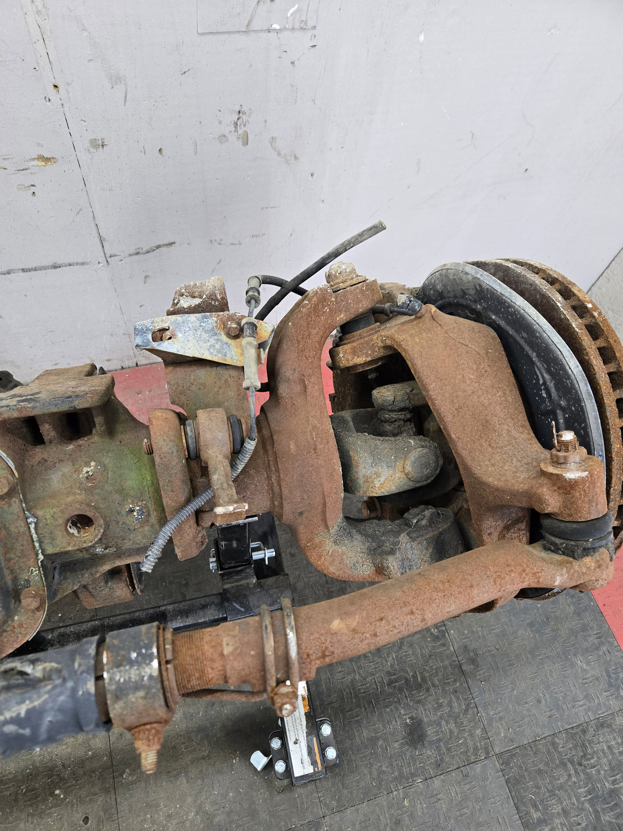 2005-2016 Ford F450 F550 Super Duty Front Axle 4.30 Gear Ratio DRW 10 Lug