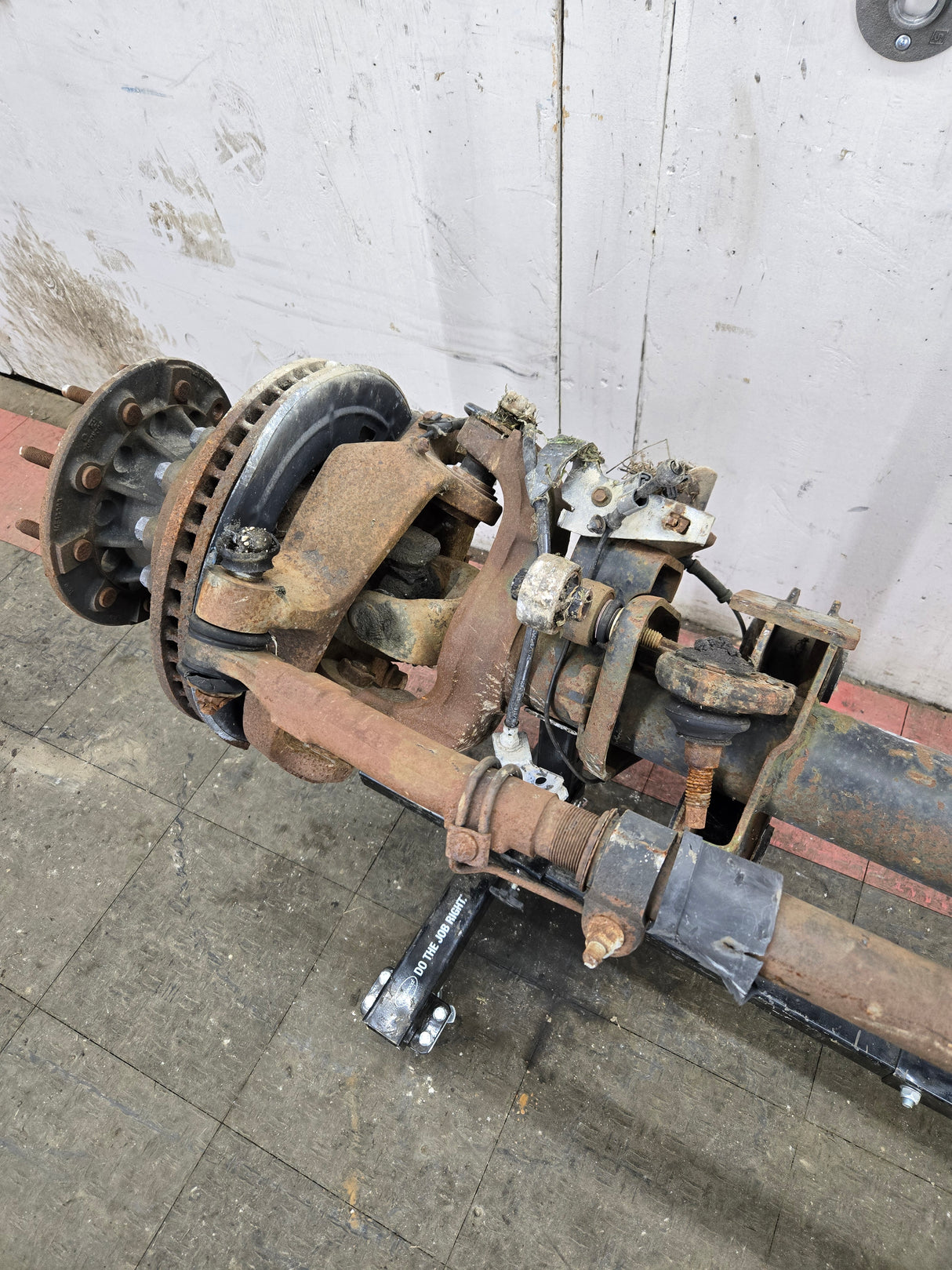 2005-2016 Ford F450 F550 Super Duty Front Axle 4.30 Gear Ratio DRW 10 Lug