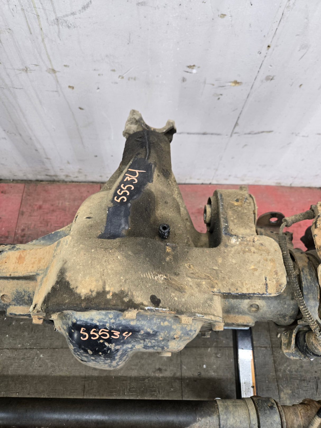 2005-2010 Ford Super Duty F250 F350 FRONT Axle 3.73 SRW 256k Miles