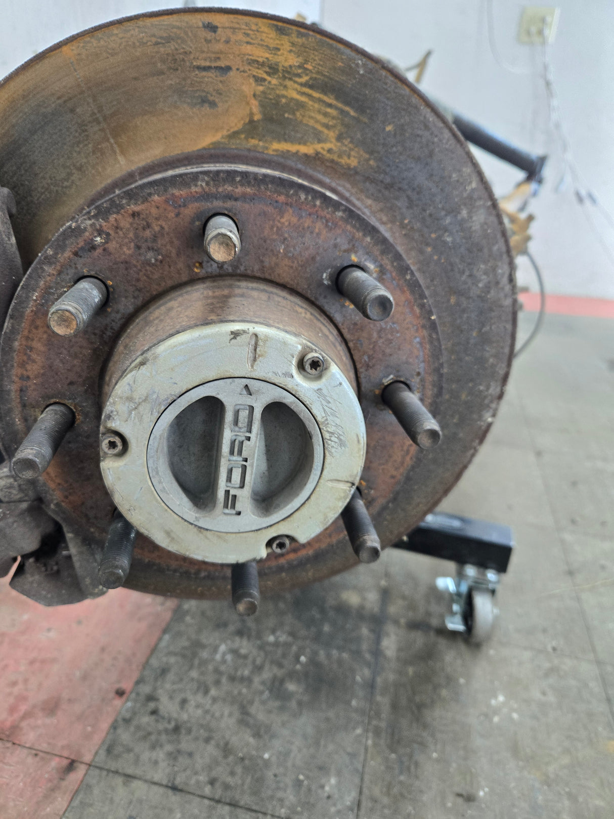 2005-2010 Ford Super Duty F250 F350 FRONT Axle 3.73 SRW 256k Miles