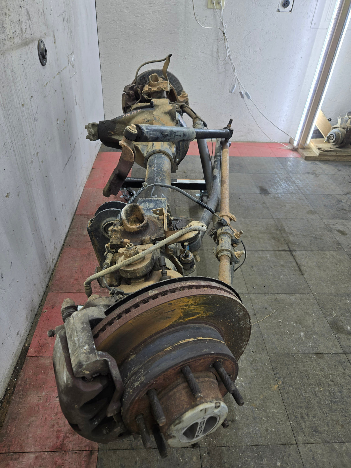 2005-2010 Ford Super Duty F250 F350 FRONT Axle 3.73 SRW 256k Miles