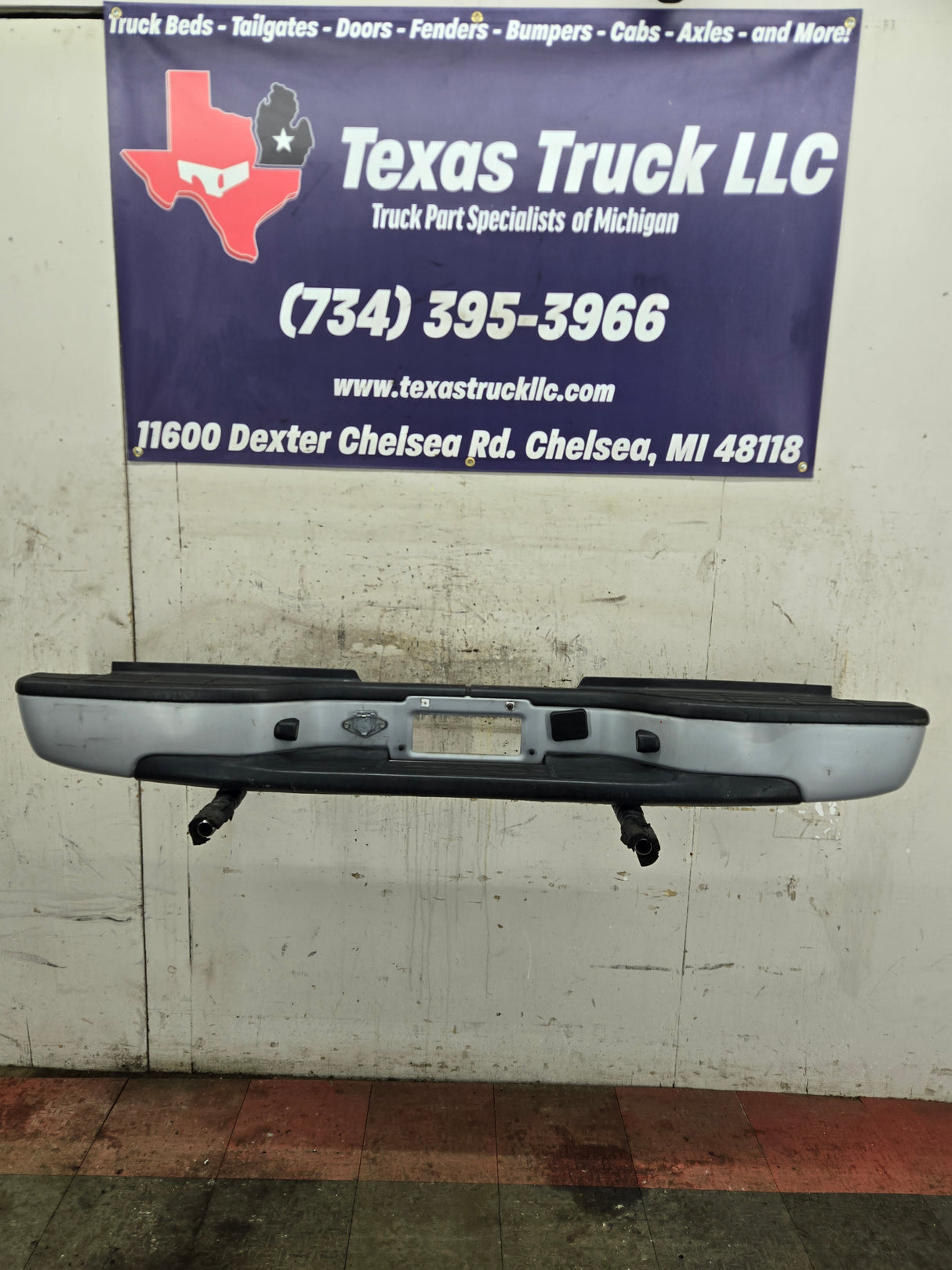 1999-2007 Chevrolet Silverado / GMC Sierra 2500 3500 HD Rear Bumper Painted