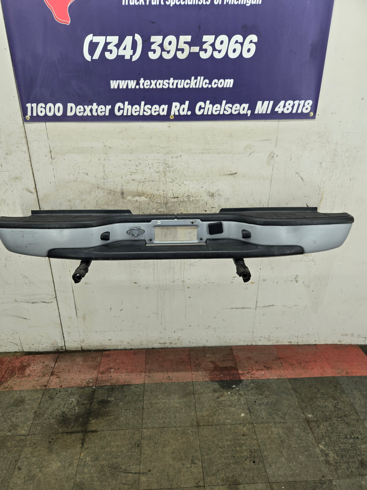 1999-2007 Chevrolet Silverado / GMC Sierra 2500 3500 HD Rear Bumper Painted