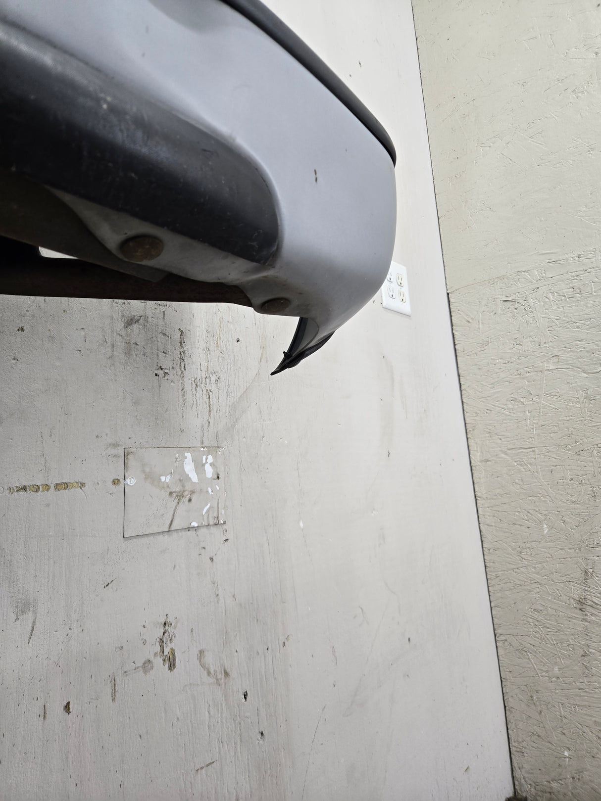 1999-2007 Chevrolet Silverado / GMC Sierra 2500 3500 HD Rear Bumper Painted