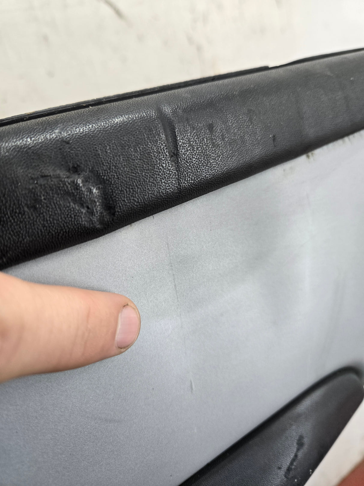 1999-2007 Chevrolet Silverado / GMC Sierra 2500 3500 HD Rear Bumper Painted