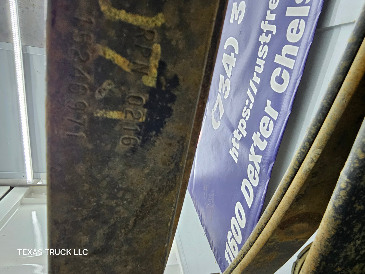 1999-2006 Chevrolet Silverado / GMC Sierra 1500 Rear Leaf Spring - Pair 15246971