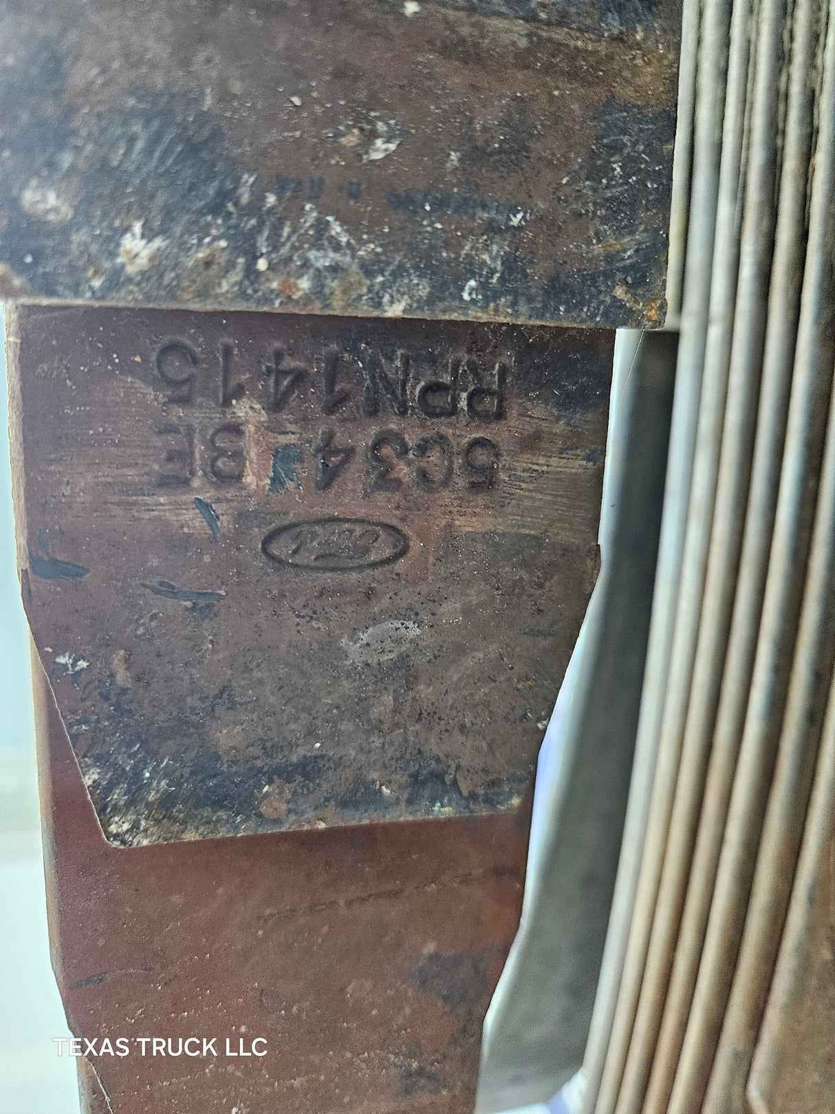 1999-2016 Ford F450 F550 Super Duty Rear Leaf Springs - Pair